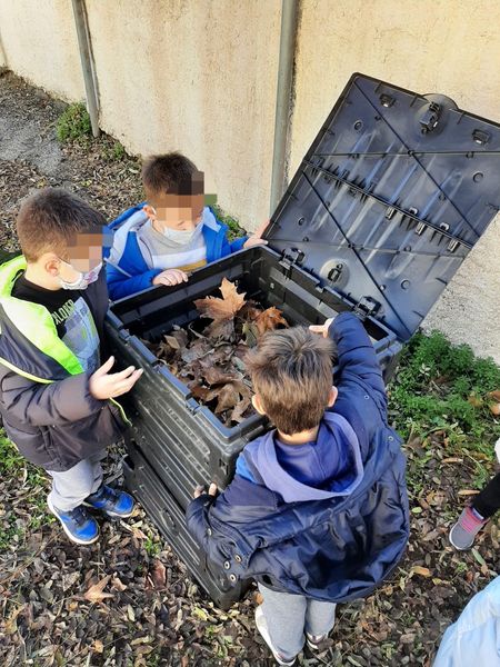 ΑΝΑΚΥΚΛΩΝΩ ΚΑΙ ΦΡΟΝΤΙΖΩ ΤΟ ΣΧΟΛΕΙΟ-ΤΗΝ ΠΟΛΗ-ΤΟΝ ΠΛΑΝΗΤΗ